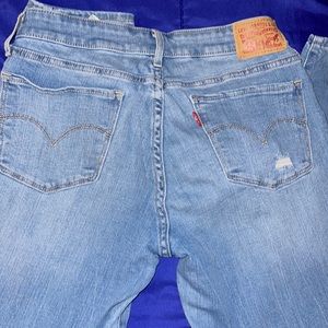 LEVI’s Jeans